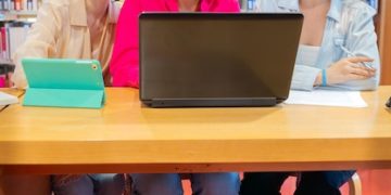 Guías Educativas en España 2025: ¿Cuál es la Mejor para Cada Etapa? - Cover Image