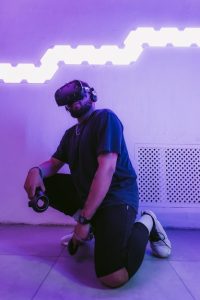 Nuevas Tendencias en Videojuegos en España: VR y eSports al Alza - Cover Image