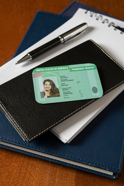 A close-up image of a Spanish ID card (DNI) and a social security card, symbolizing the documents needed to apply for unemployment benefits in Spain.