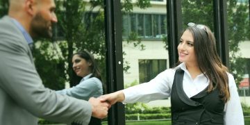 Guía 2025: Visa de Trabajo en Vietnam para Españoles - Requisitos y Proceso - Cover Image