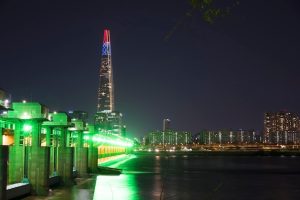 Análisis: Impacto del Salario Mínimo Coreano en Empresas Españolas Análisis: Impacto del Salario Mínimo Coreano en Empresas Españolas - Cover Image