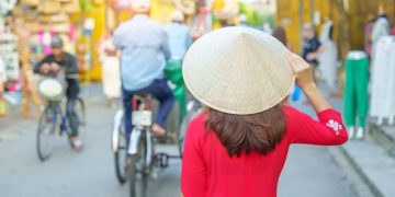 El auge de la clase media vietnamita y su impacto en la demanda de productos españoles en 2025 - Cover Image